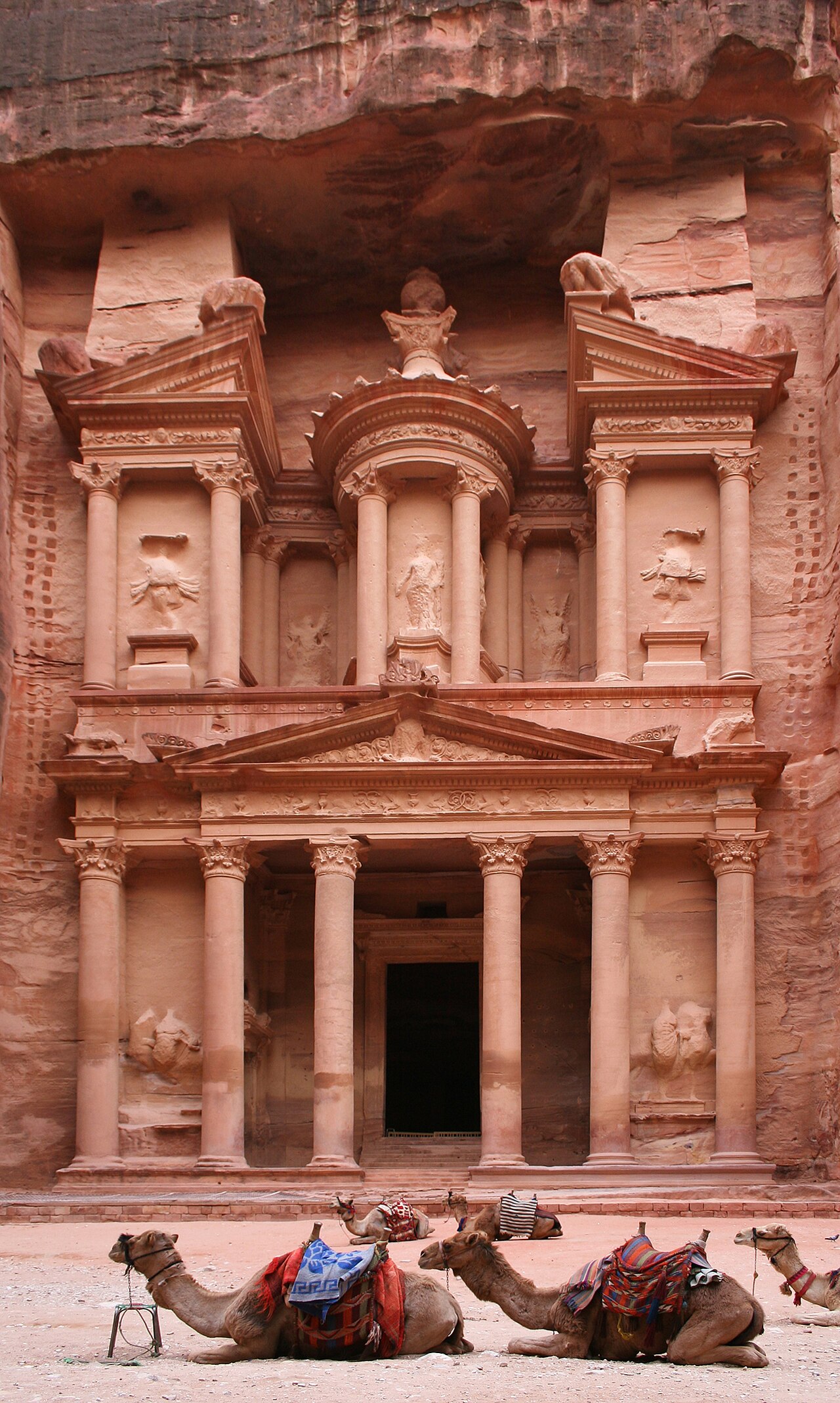Arab World Culture and Travel Guide